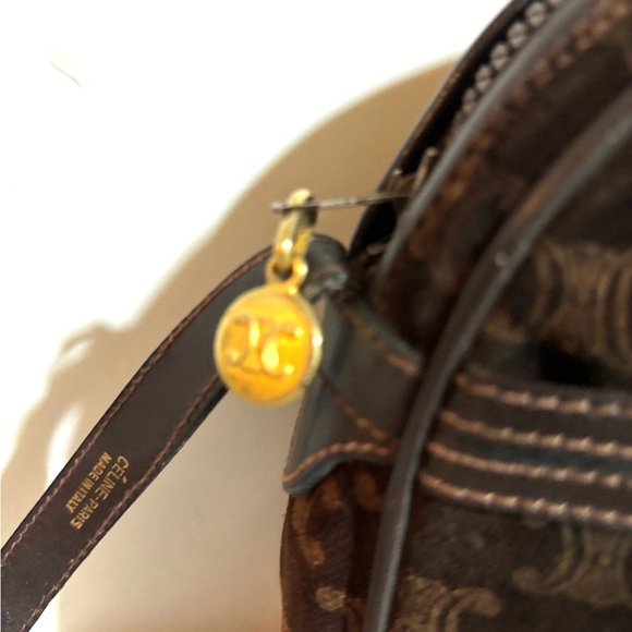 Celine vintage  signature print Chic brown suede  & leather  Crossbody Bag - Picture 4 of 11